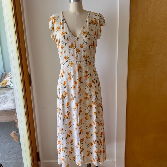 Reformation Dresses & Skirts - Reformation Floral Wellfleet Back Cutout V-neck Midi Dress-Sz 12-Limonada Print